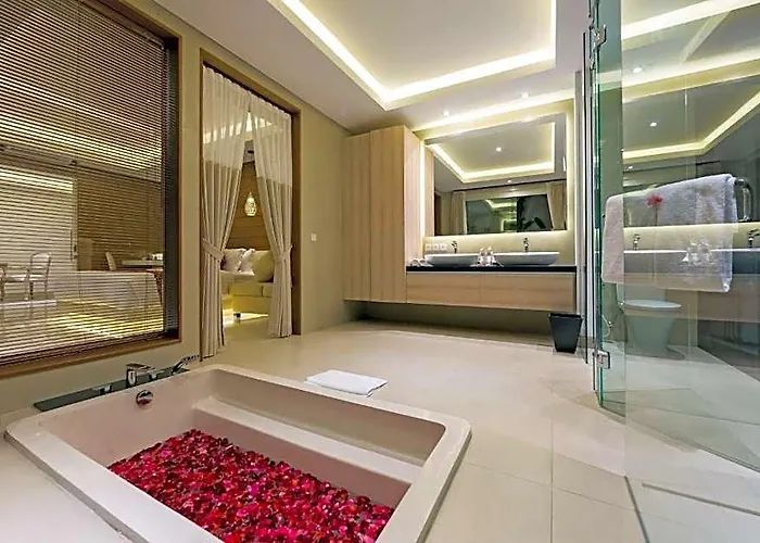 Outstanding 1br Private Pool Near *